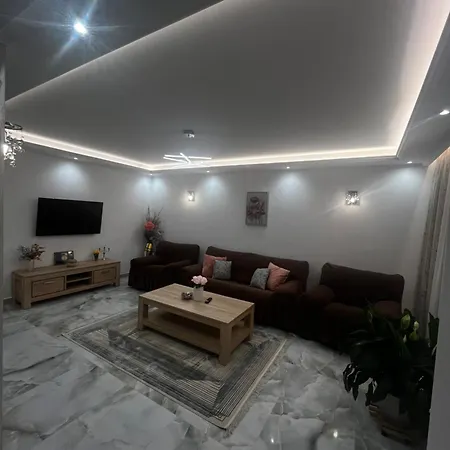 Homestay Denis *